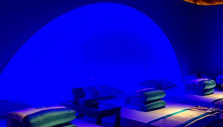 广州斯豪华男士会馆会馆欢迎您,才能体验到这种服务 广州斯豪华男士会馆会馆欢迎您,才能体验到这种服务